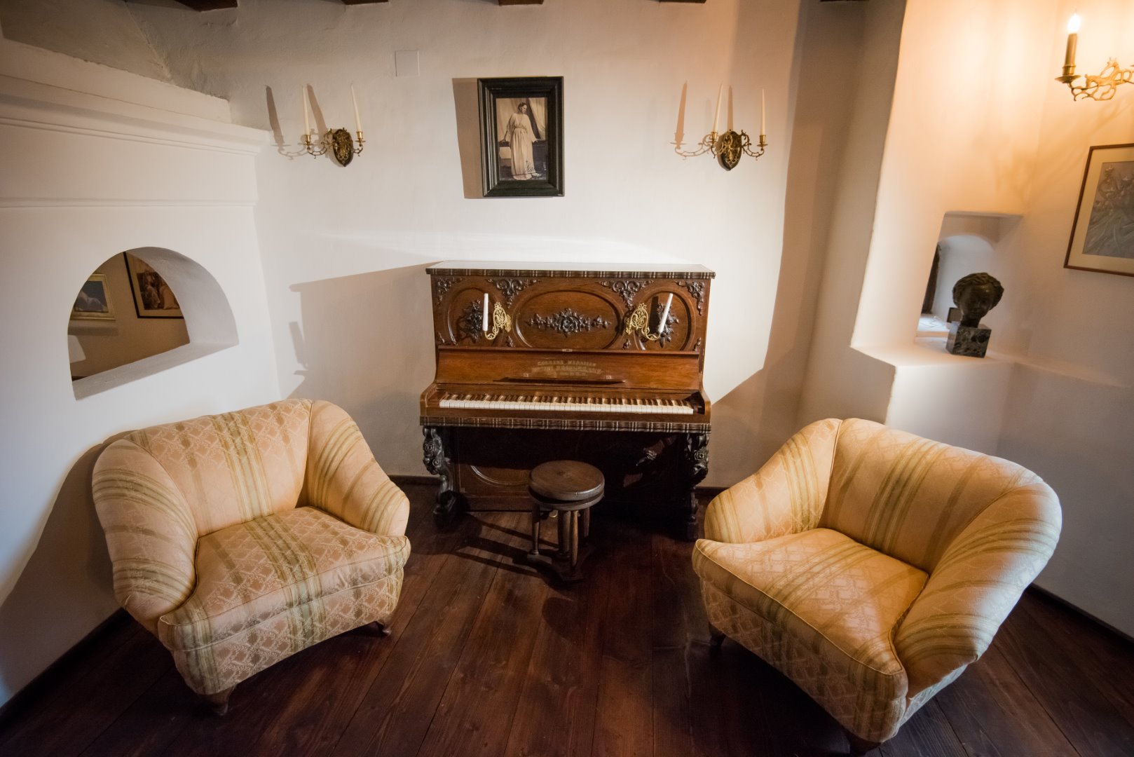 0012 Bran Bran Istorie impresionanta