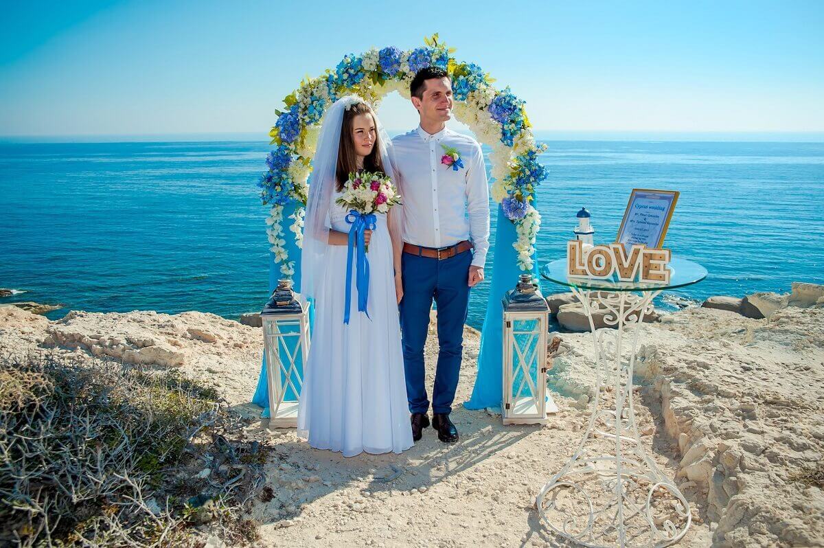 Navy-blue-wedding-theme-how-to-use-this-magnificent-colour-for-your-dreamy-celebration-day