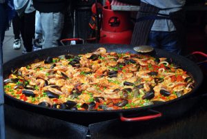 No wedding without paella - Weddo Agency