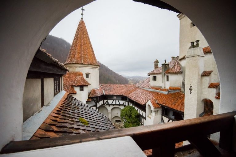 Bran Castle wedding: a brief history of the location - Weddo Agency