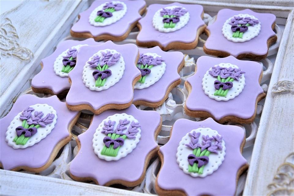 Food-related wedding favors for the sweetest guests - chocolate, candy, honey & coffee (1)