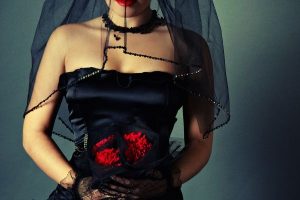 Black and white wedding party attire (4) - Weddo Agency