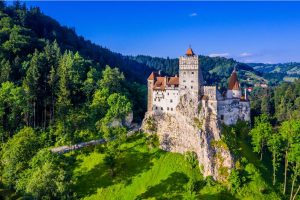 Fairytale wedding venue: Bran Castle (1) - Weddo Agency
