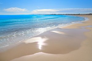 Best beaches for a charming ceremony - Pinedo Beach - Weddo Agency