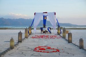 Beach wedding proposal - Ideas for your inspiration - Romantic decors 6 - weddo.agency