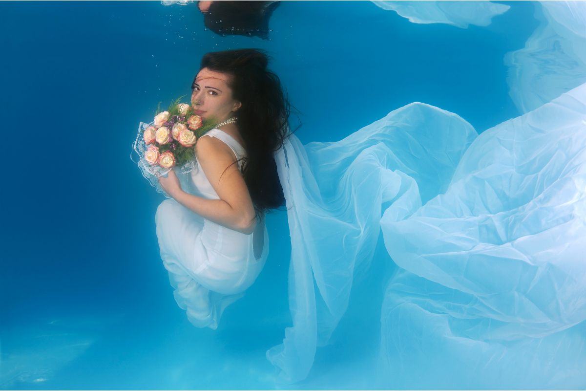 Weddo Agency - 2. Beautiful Weddings Underwater Wedding 9