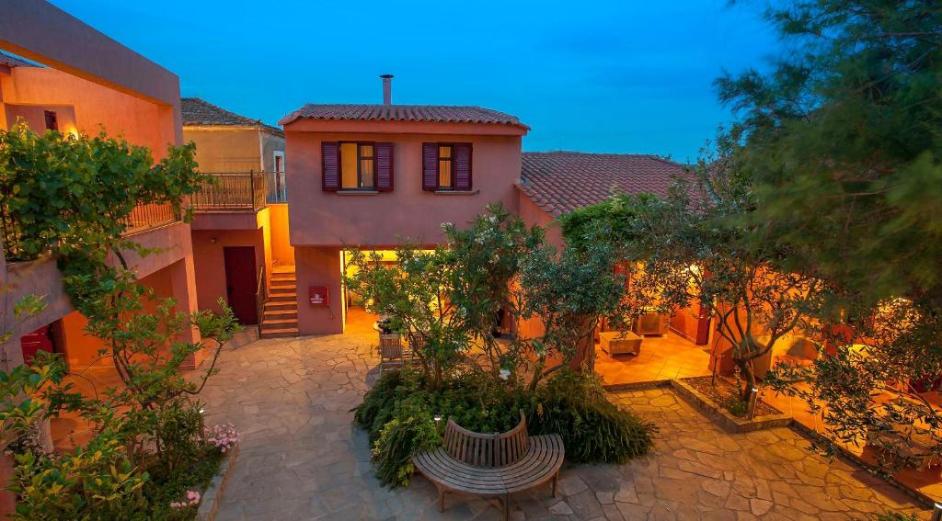 2. Burnt orange wedding location ideas