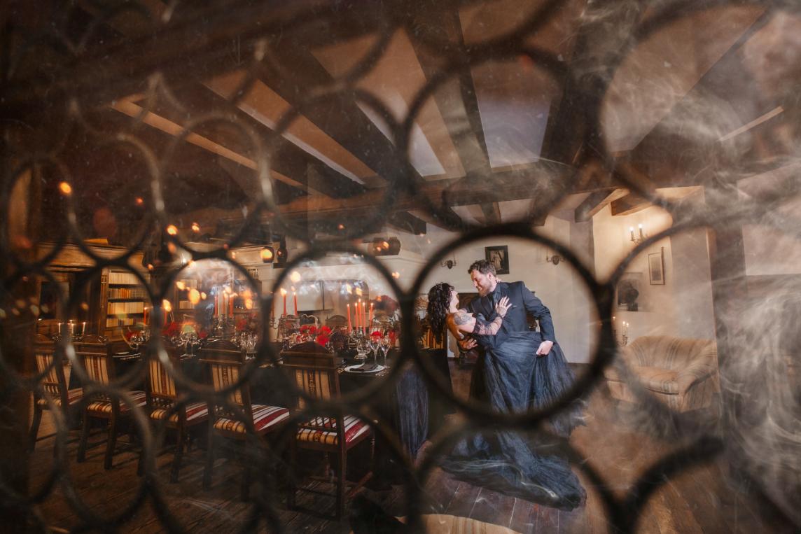 Elopement picture ideas - unique ideas for the elopement photoshoot