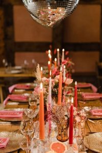 Engagement-party-ideas-of-themes-and-decorations.-Table-with-candles