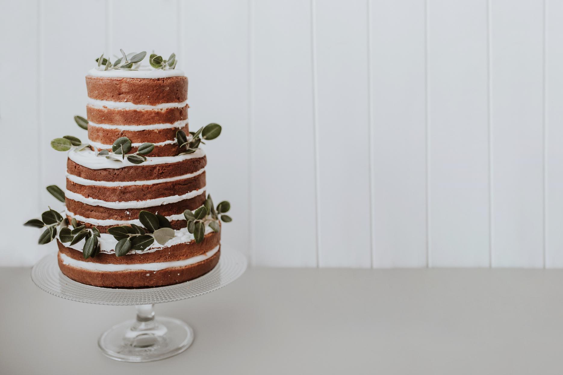 Festival-wedding-cake-cake-white-background