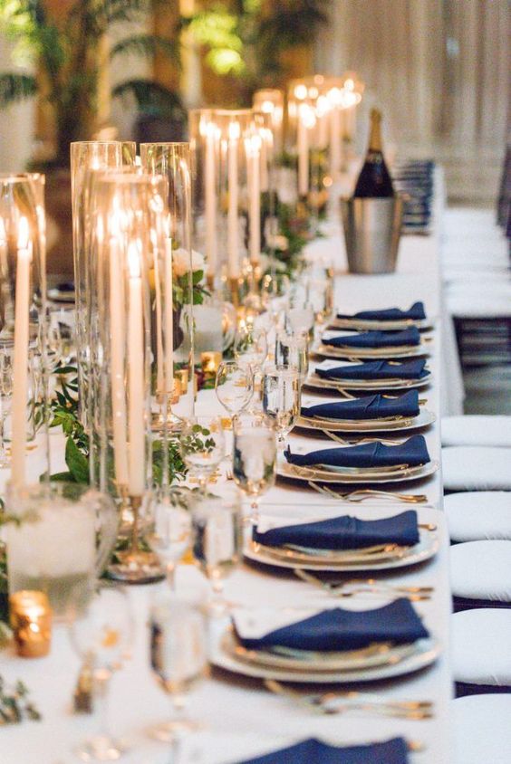 Navy-blue-and-silver-wedding-theme