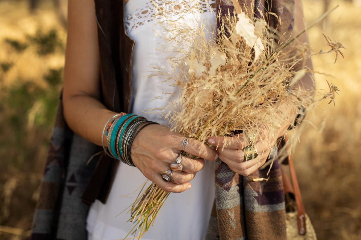 Festival-wedding-dress-boho-outfit-flowers