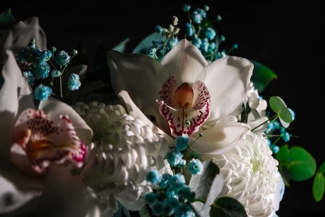 Wedding-art-deco-orchid-bouquet