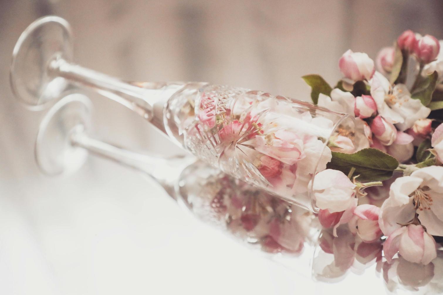 Cherry blossom themed wedding - how can you bring the charm of japanese gardens into your ceremony