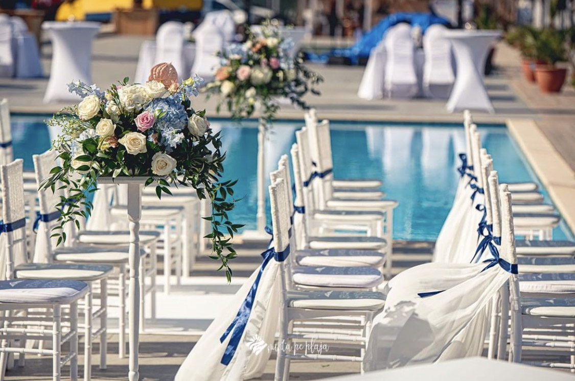 seats local 4 stele Mamaia