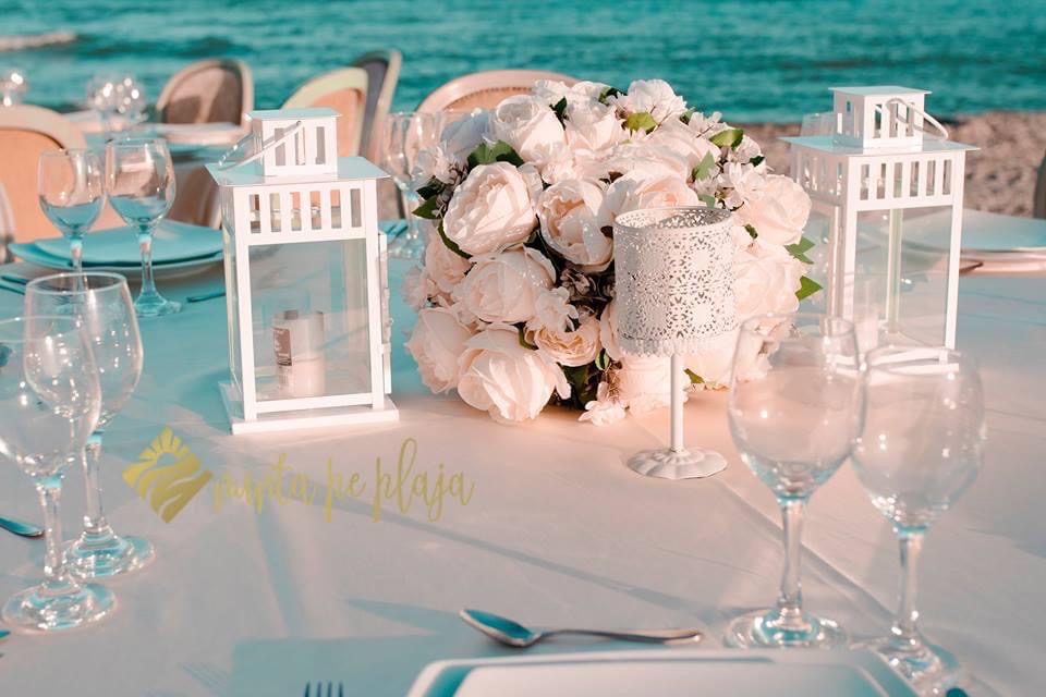 set up masa Weddings in Mamaia