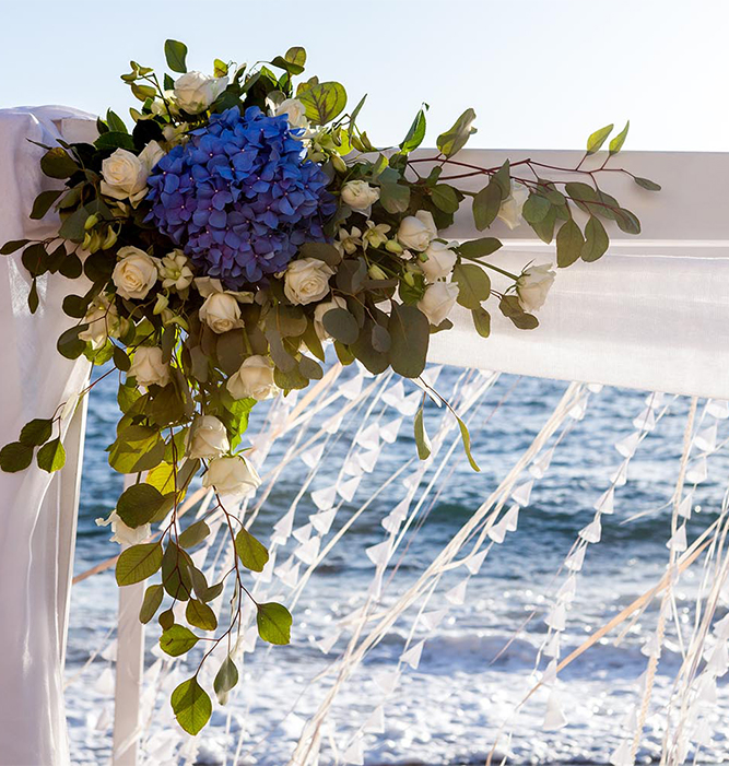 Weddo Home Detaliu arcada floare albastra Weddo Agency